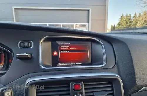 VOLVO V40 Cross Country 