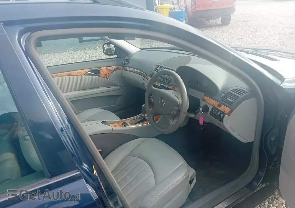 MERCEDES-BENZ Klasa E 