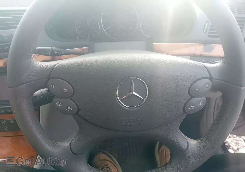 MERCEDES-BENZ Klasa E 