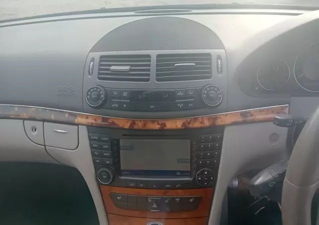 MERCEDES-BENZ Klasa E 