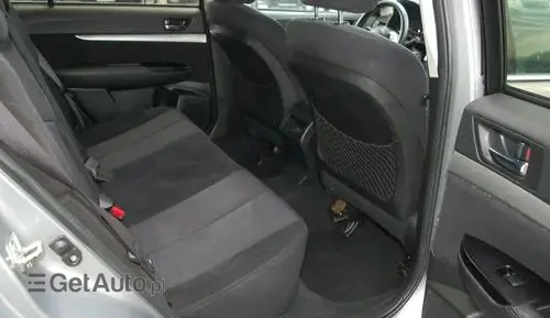 SUBARU Outback 