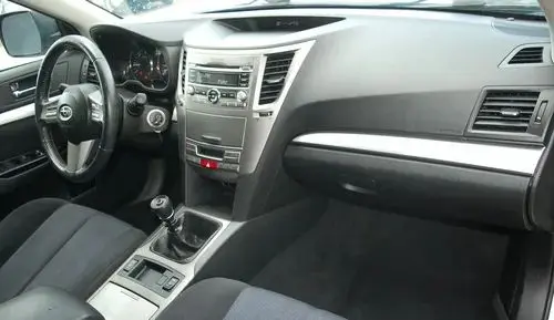 SUBARU Outback 