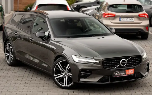 VOLVO V60 B4 B Geartronic RDesign