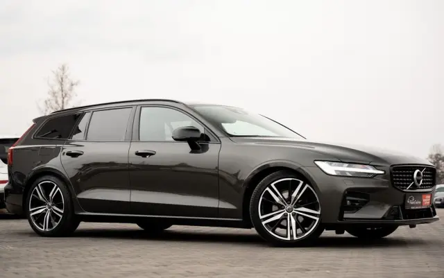 VOLVO V60 B4 B Geartronic RDesign