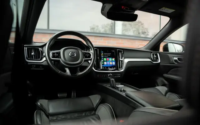 VOLVO V60 B4 B Geartronic RDesign