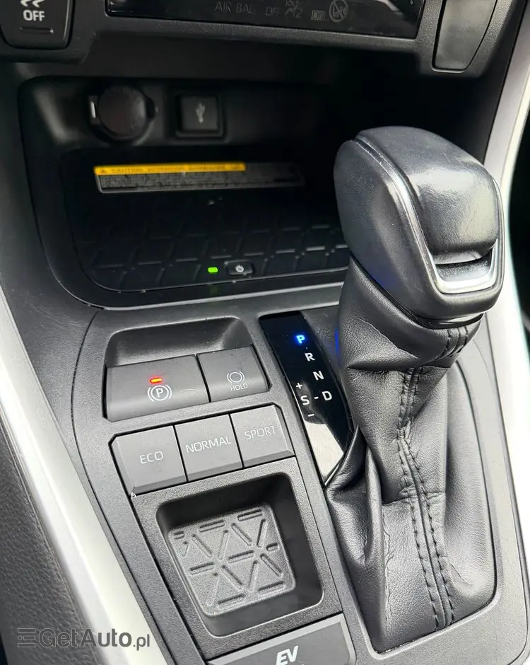 TOYOTA RAV4 2.5 Hybrid Comfort 4x2