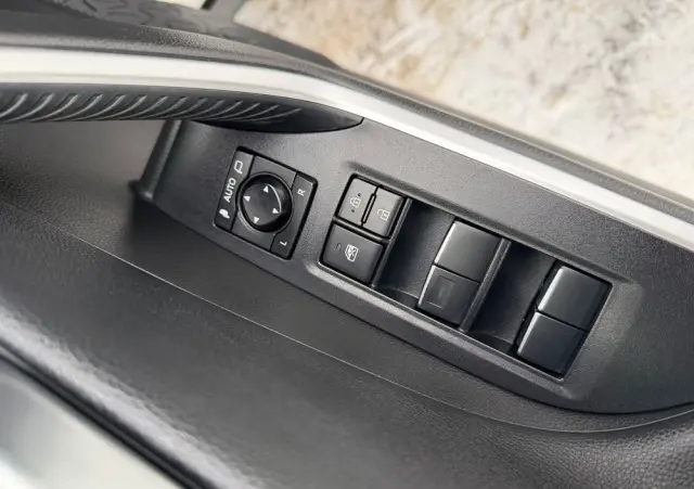 TOYOTA RAV4 2.5 Hybrid Comfort 4x2