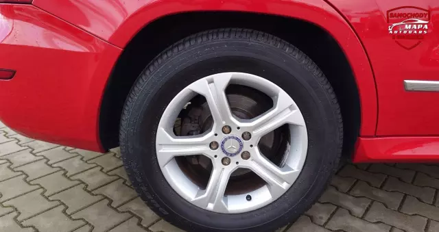 MERCEDES-BENZ GLK 220 CDI (BlueEFFICIENCY)