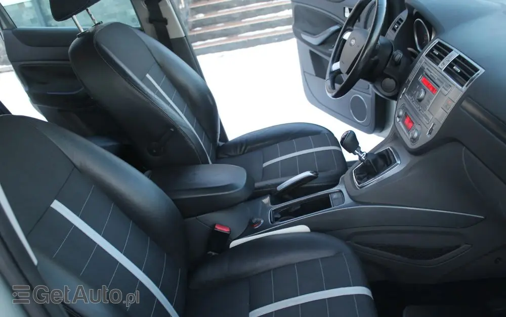 FORD Kuga 2.0 TDCi 4x4 Titanium