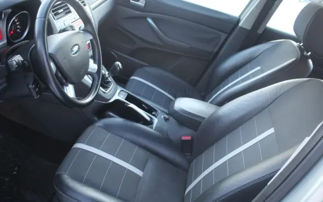 FORD Kuga 2.0 TDCi 4x4 Titanium