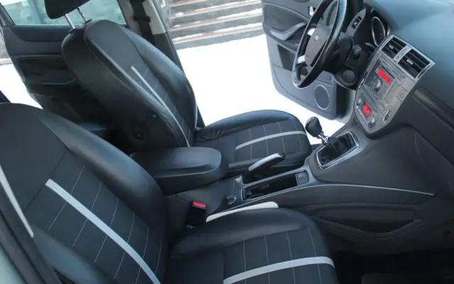 FORD Kuga 2.0 TDCi 4x4 Titanium