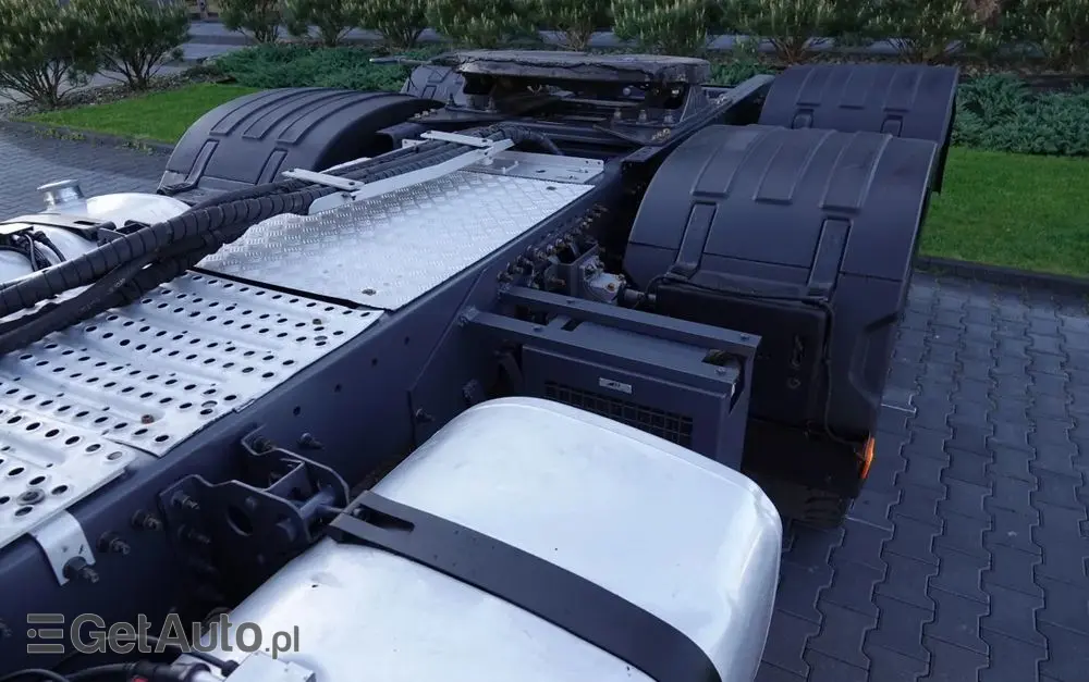 RENAULT C 520  / 6x4 / HYDRAULIKA / RETARDER /  KLIMA POSTOJOWA / 3 OSIOWY CIĄGNIK SIODŁOWY / DMC: 100 000 KG !! / BOGATE WYPOSAŻENIE 