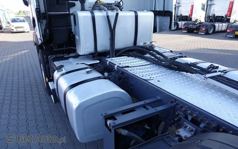 RENAULT C 520  / 6x4 / HYDRAULIKA / RETARDER /  KLIMA POSTOJOWA / 3 OSIOWY CIĄGNIK SIODŁOWY / DMC: 100 000 KG !! / BOGATE WYPOSAŻENIE 