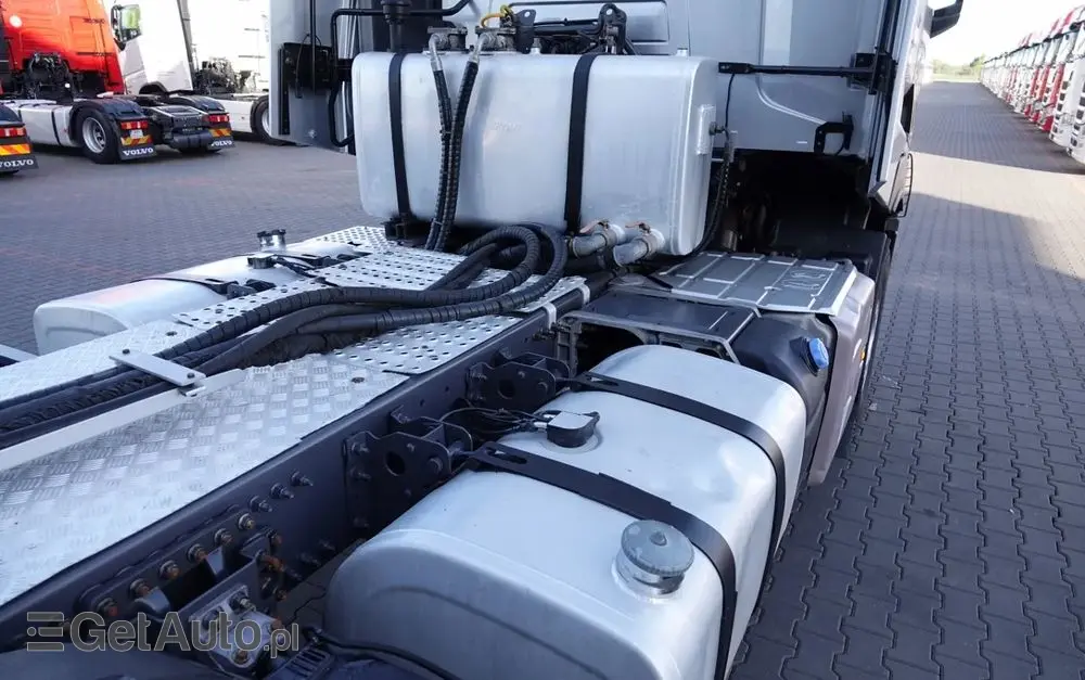 RENAULT C 520  / 6x4 / HYDRAULIKA / RETARDER /  KLIMA POSTOJOWA / 3 OSIOWY CIĄGNIK SIODŁOWY / DMC: 100 000 KG !! / BOGATE WYPOSAŻENIE 