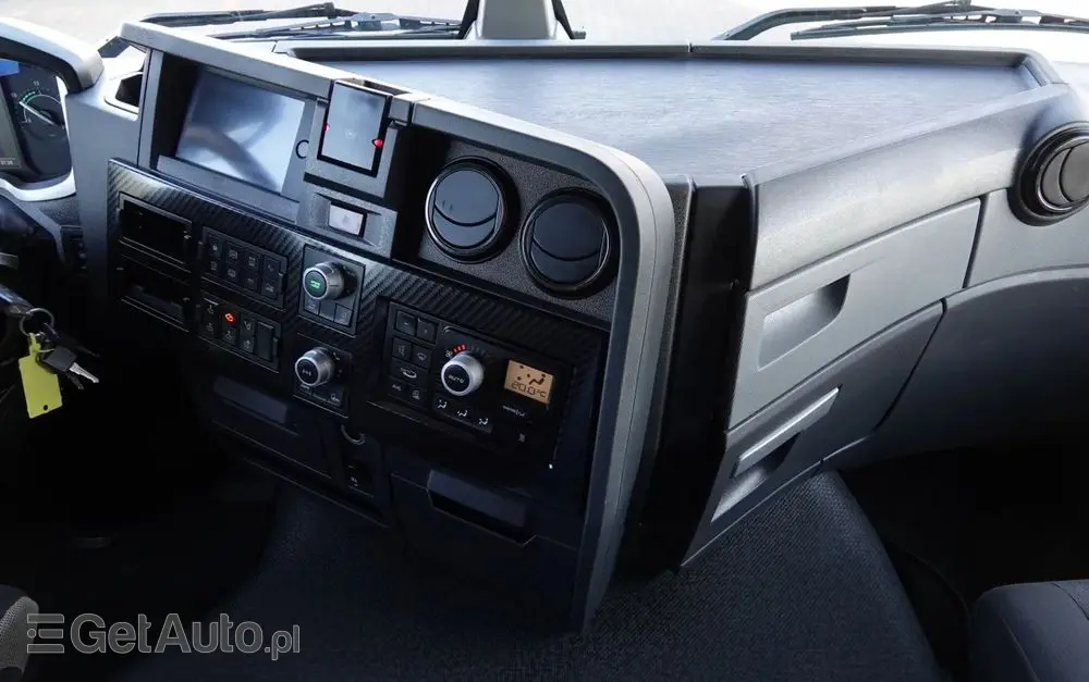 RENAULT C 520  / 6x4 / HYDRAULIKA / RETARDER /  KLIMA POSTOJOWA / 3 OSIOWY CIĄGNIK SIODŁOWY / DMC: 100 000 KG !! / BOGATE WYPOSAŻENIE 