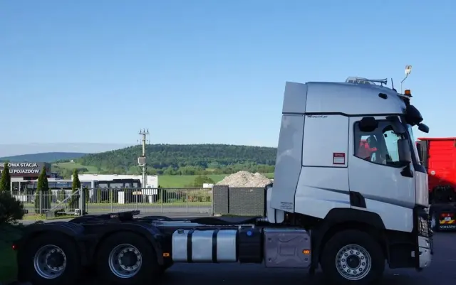 RENAULT C 520  / 6x4 / HYDRAULIKA / RETARDER /  KLIMA POSTOJOWA / 3 OSIOWY CIĄGNIK SIODŁOWY / DMC: 100 000 KG !! / BOGATE WYPOSAŻENIE 