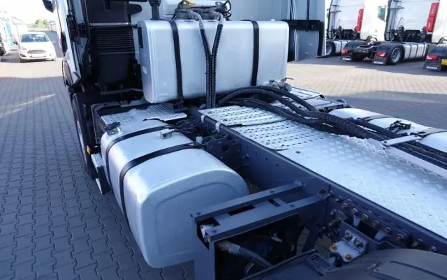 RENAULT C 520  / 6x4 / HYDRAULIKA / RETARDER /  KLIMA POSTOJOWA / 3 OSIOWY CIĄGNIK SIODŁOWY / DMC: 100 000 KG !! / BOGATE WYPOSAŻENIE 