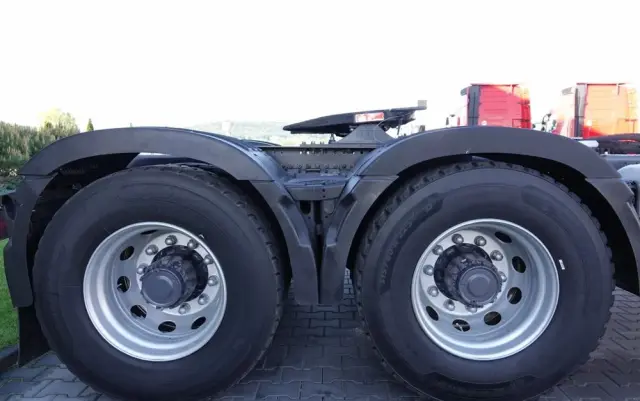 RENAULT C 520  / 6x4 / HYDRAULIKA / RETARDER /  KLIMA POSTOJOWA / 3 OSIOWY CIĄGNIK SIODŁOWY / DMC: 100 000 KG !! / BOGATE WYPOSAŻENIE 