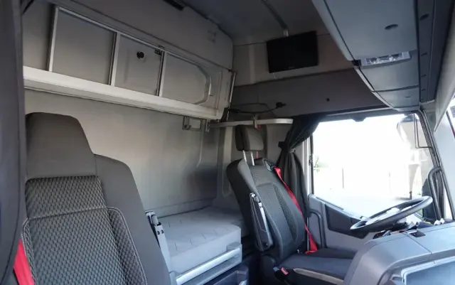 RENAULT C 520  / 6x4 / HYDRAULIKA / RETARDER /  KLIMA POSTOJOWA / 3 OSIOWY CIĄGNIK SIODŁOWY / DMC: 100 000 KG !! / BOGATE WYPOSAŻENIE 