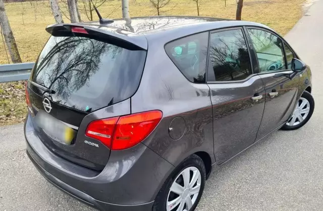 OPEL Meriva 