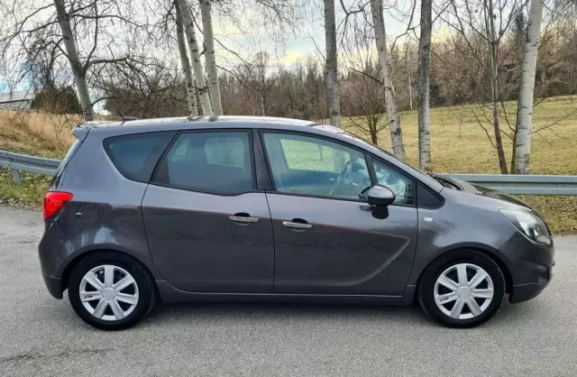 OPEL Meriva 