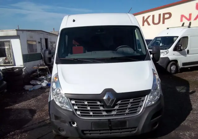 RENAULT Master 
