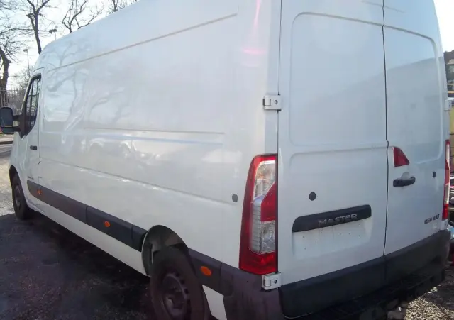 RENAULT Master 