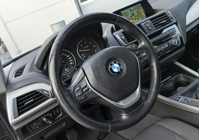 BMW Seria 1 116d EfficientDynamics Edition