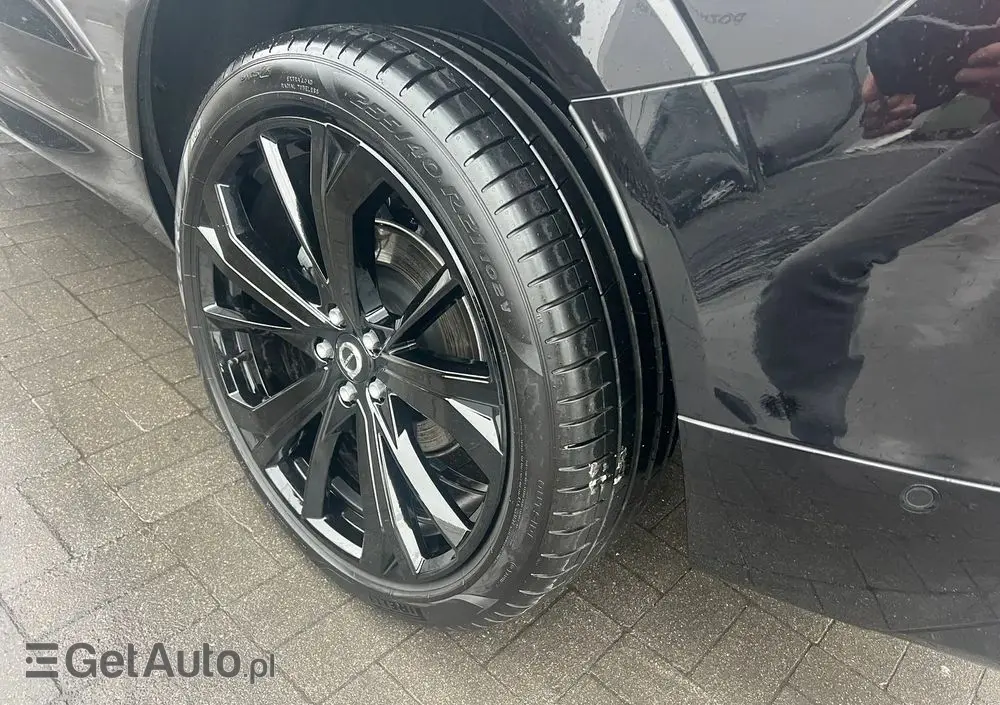 VOLVO XC 60 B5 B AWD Ultra Black Edition