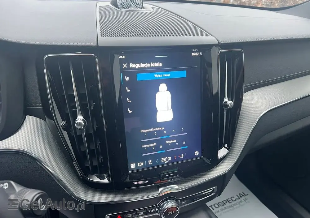 VOLVO XC 60 B5 B AWD Ultra Black Edition