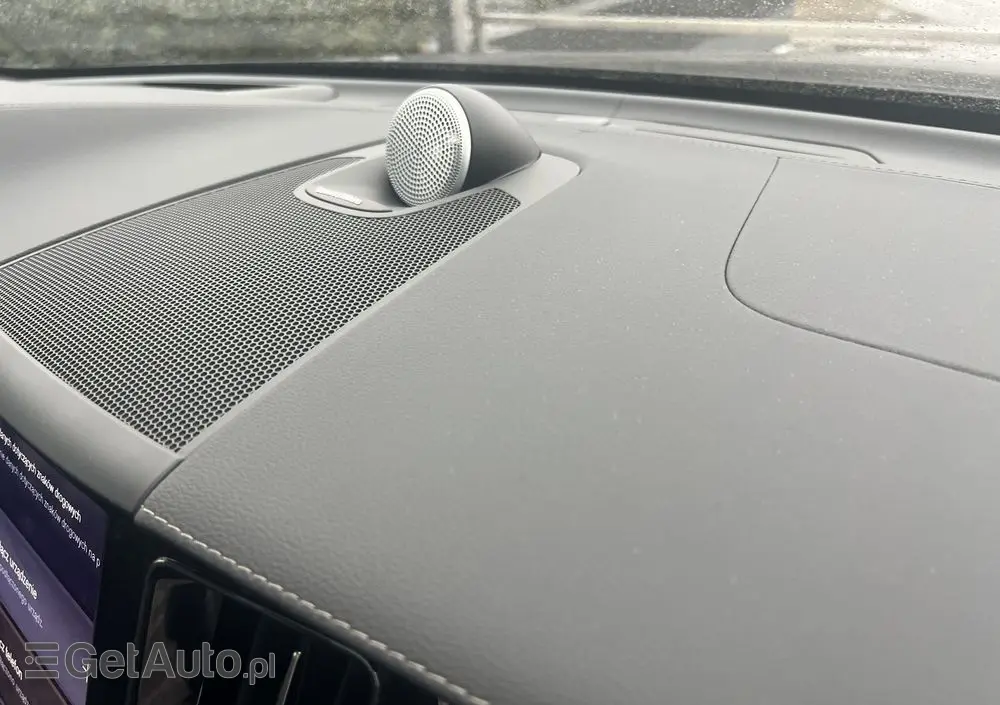 VOLVO XC 60 B5 B AWD Ultra Black Edition