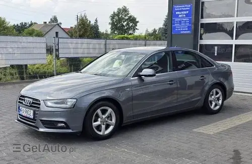 AUDI A4 