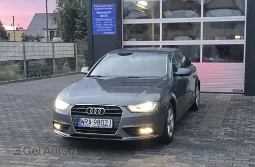 AUDI A4 