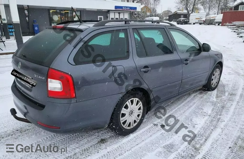 SKODA Octavia 