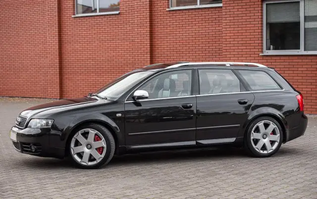 AUDI S4 Avant 4.2 Quattro Tiptr