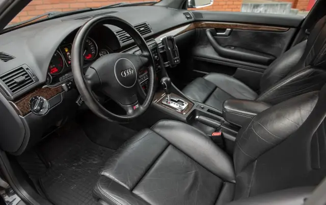 AUDI S4 Avant 4.2 Quattro Tiptr