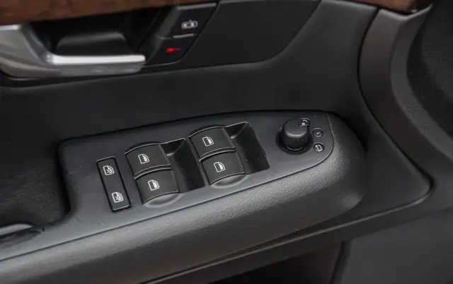 AUDI S4 Avant 4.2 Quattro Tiptr