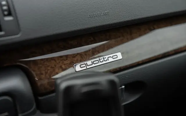 AUDI S4 Avant 4.2 Quattro Tiptr