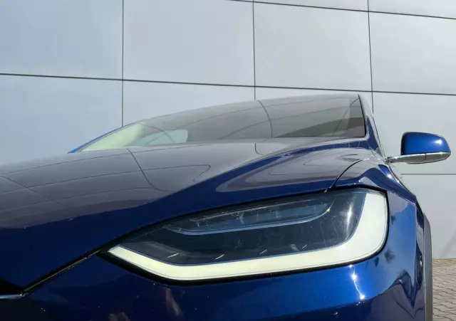 TESLA Model X Long Range Plus