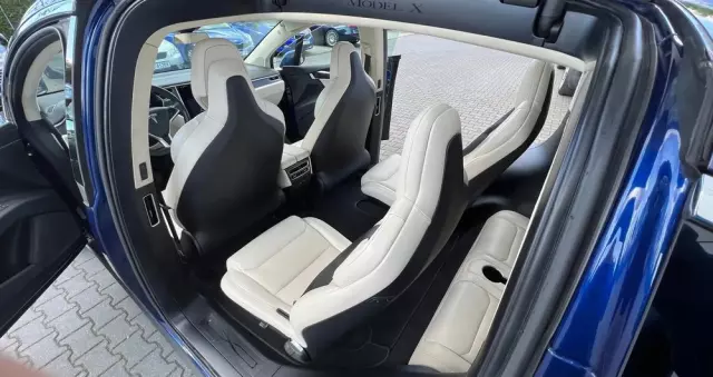 TESLA Model X Long Range Plus