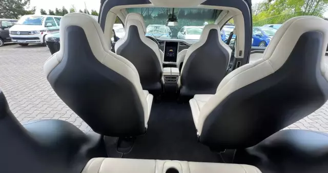 TESLA Model X Long Range Plus