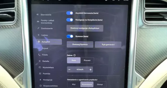 TESLA Model X Long Range Plus