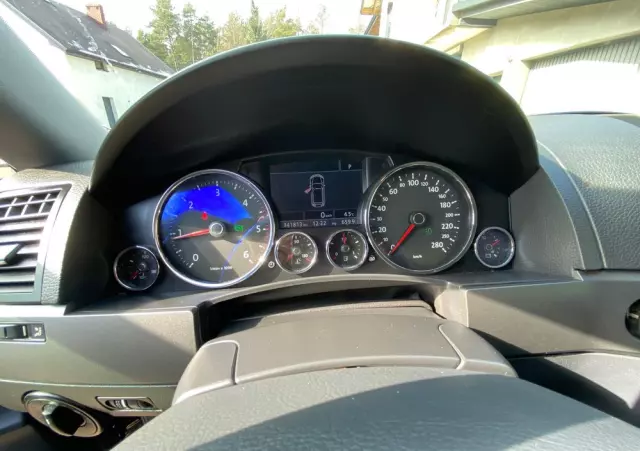 VOLKSWAGEN Touareg 3.0 V6 TDI DPF Tiptr