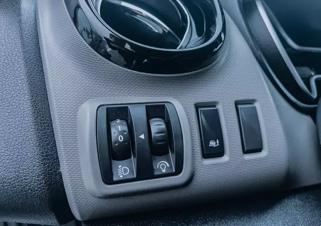 NISSAN NV300 1.6 dCi MR`14 E6 3.0t 