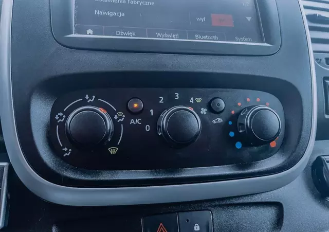 NISSAN NV300 1.6 dCi MR`14 E6 3.0t 