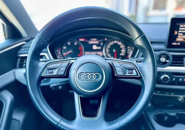 AUDI A4 2.0 TDI Quattro Sport S tronic