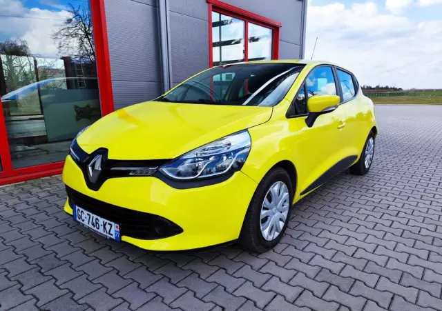 RENAULT Clio 1.2 16V Life