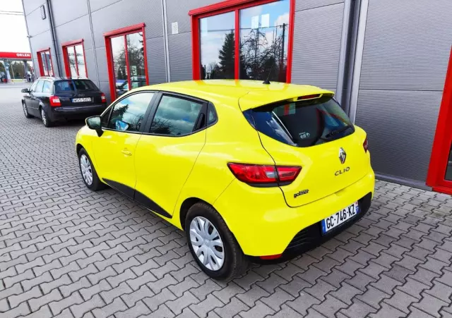 RENAULT Clio 1.2 16V Life