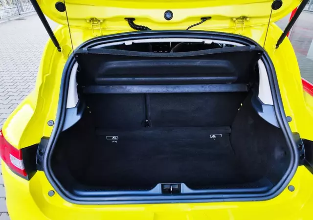 RENAULT Clio 1.2 16V Life