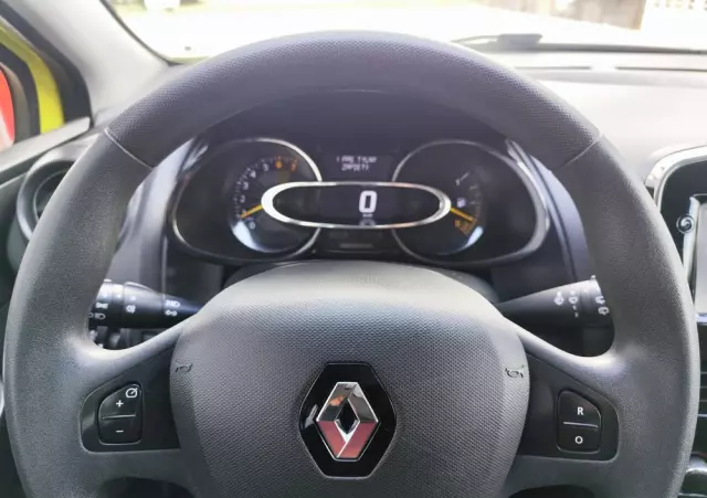 RENAULT Clio 1.2 16V Life